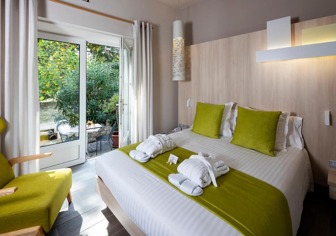 Le Moulin De Valaurie Hotell Eksteriør bilde